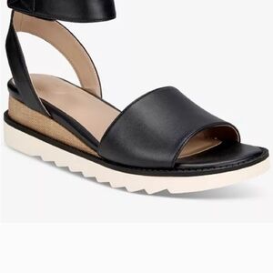 Giani Bernini Constancia ankle strap wedge sandals black size 8.5